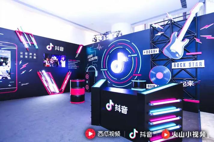 剪屏 面包速递,如何快速刷屏抖音和快手
