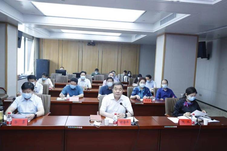 龙泉区疫情防控最新动态,人员流动性加大,社会治理需精准施策