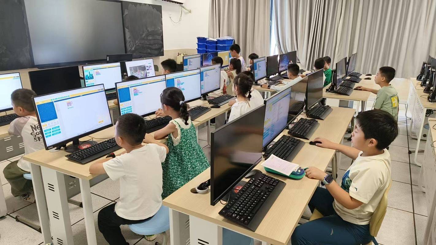 全国中小学电脑制作活动,打造智能学习新时代