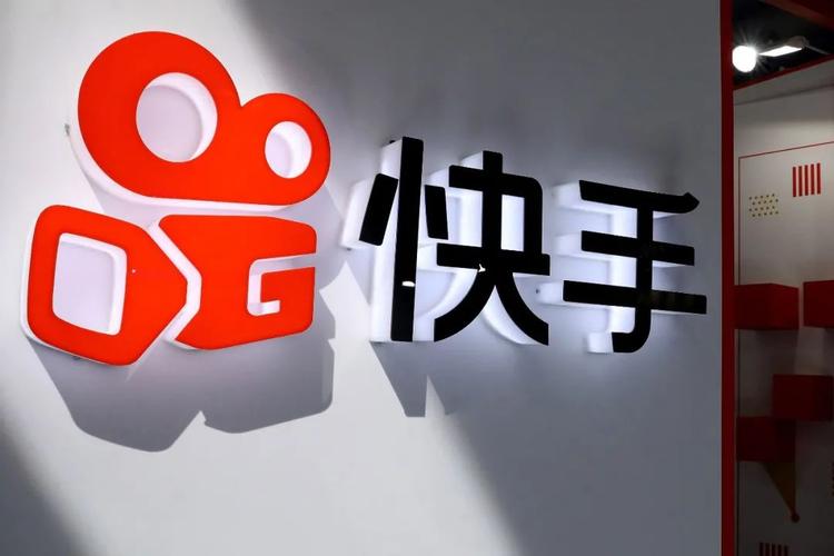 快手播放量自助下单平台与抖音诚信刷赞平台，用户选择与平台收益的博弈