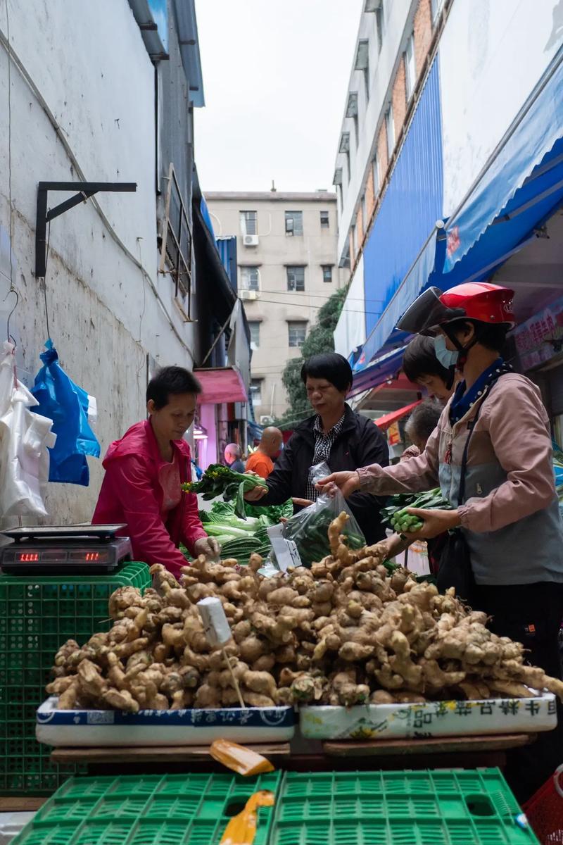 一场精心策划的小菜市场,如何在抖音涨到顶