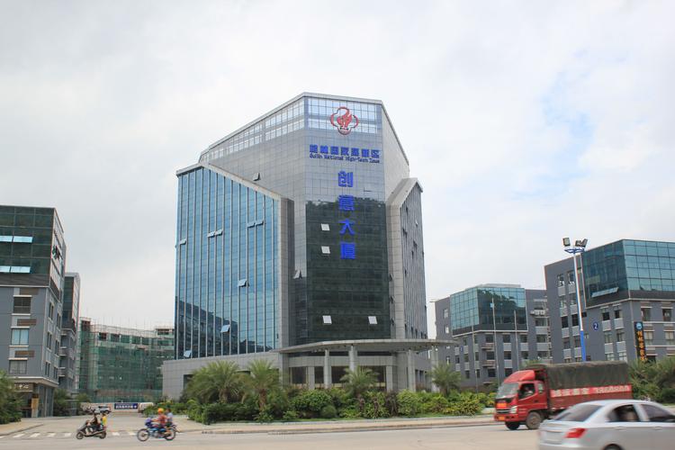 普兰店网络公司,专业而专业的网络设计与推广专家