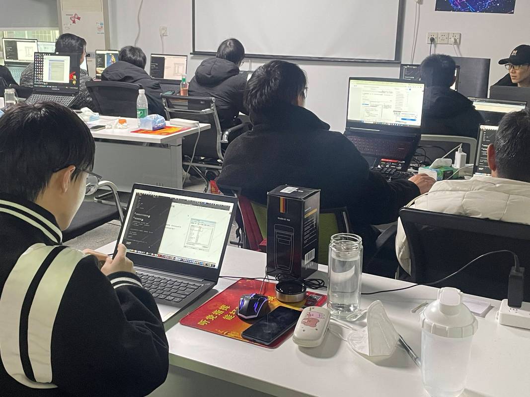 常州零点电脑培训 希望你也能找到这份零点电脑培训，让所有零基础都能轻松上手！
