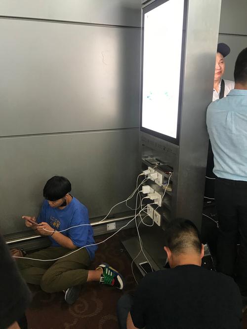 赞人背后的商业陷阱,短视频平台的高钾之困