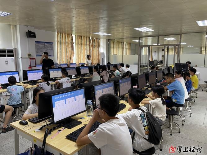 渭南电脑培训，提升创意与 coding水平的个性化选择