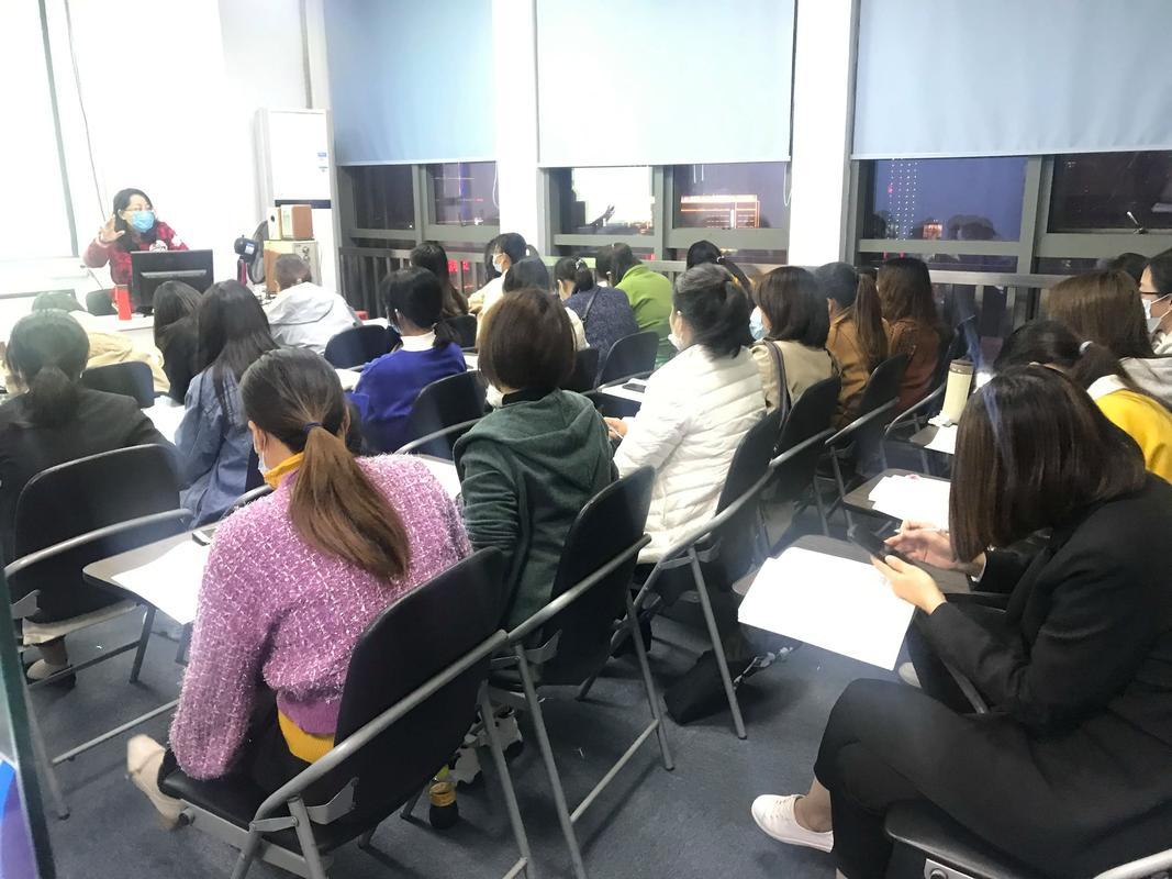 厦门电脑培训,让桌面充满美学之美