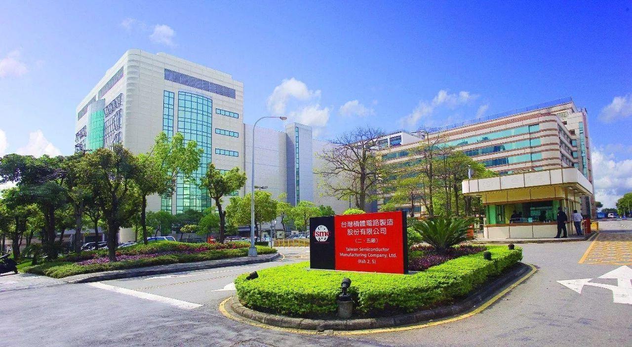 大连电脑与佳木斯电脑学校,为你推荐,让你电脑世界更精彩