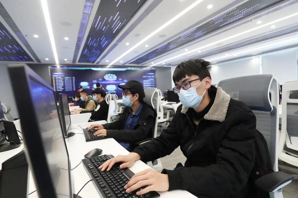 网络高手，沈阳的网络精英与未来