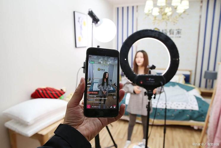 如何在抖音直播中快速转化?闪电云商城助你轻松触达目标客户