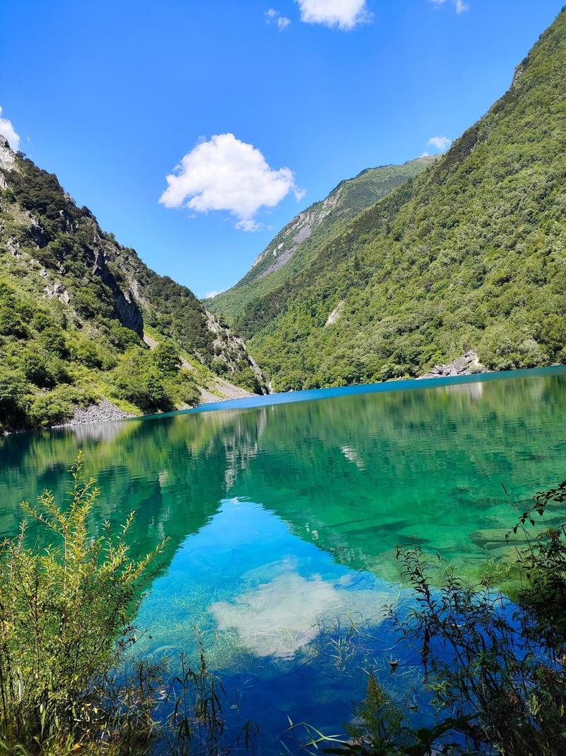 阿坝旅游，秘境与机遇，旅游与经济并进