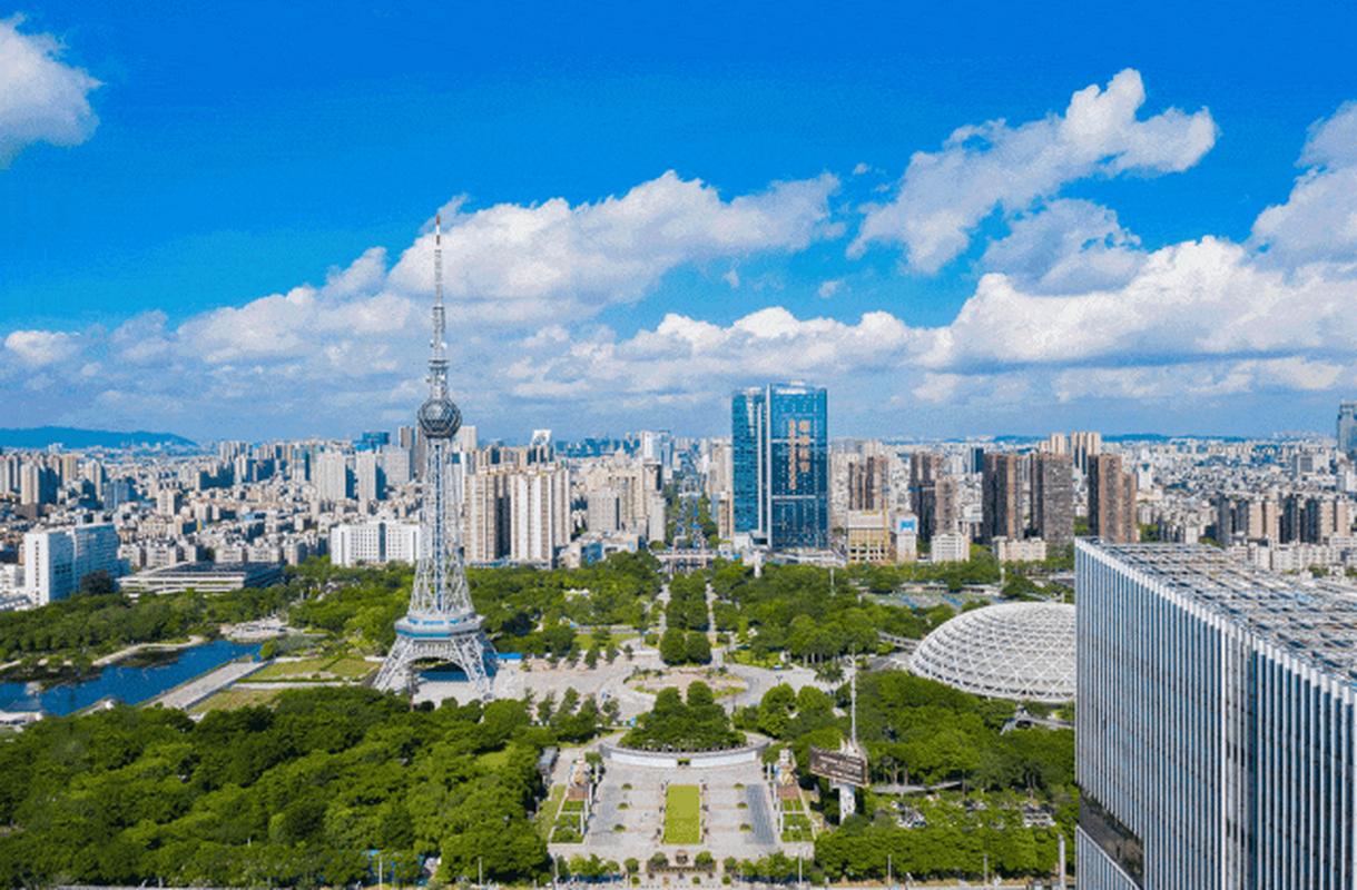 佛山作为中国重要的消费城市之一，近年来在网站营销方面也取得了显著成效。作为自媒体作者，我将从多个维度探讨佛山网站营销的策略和实践，帮助读者更好地了解如何在市场中脱颖而出