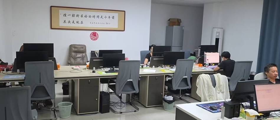 一、点赞自助平台，帮助用户快速获取积分与优惠