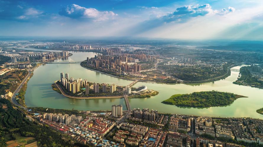 绵阳城市，旅游胜地，创新机遇