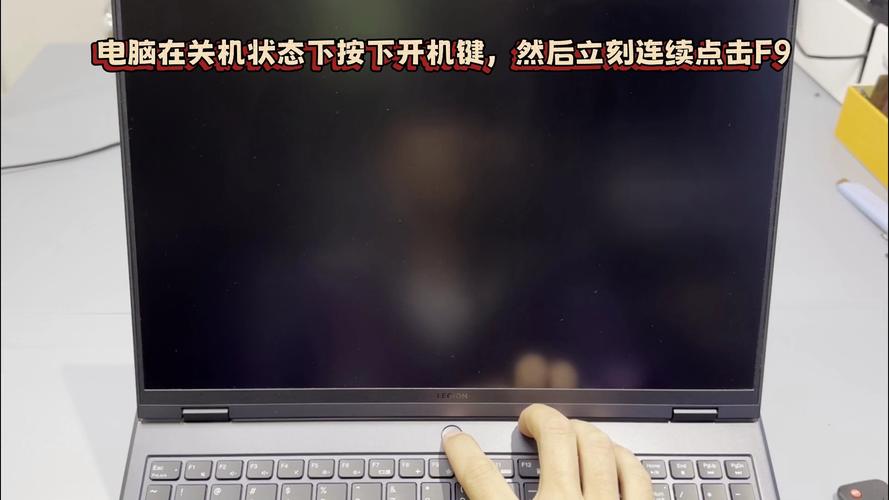 联想平板电脑在手机和电脑屏幕上的显示问题，尤其是语言栏消失了，最近有读者遇到过类似的问题，感到困惑和困扰。作为自媒体作者，我将深入分析这一问题，并提供一个完整的解决方案指南